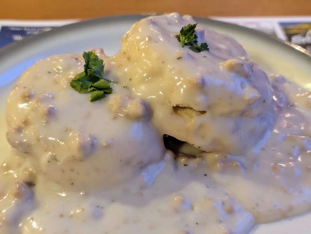 Biscuits-and-Gravy-Tower-Cafe_2CD04C12-09BF-4A29-A516BE2CEB16C7B1_cad3d66d-9e25-4366-9b21bbf2f234743e