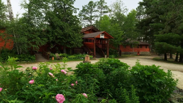 The outside of the main building of Burntside Lodge.