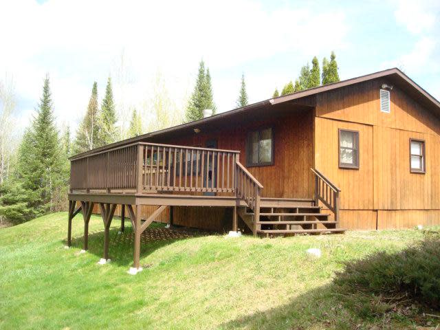 The outside of one of the cabins at Canoe Country Cabins.