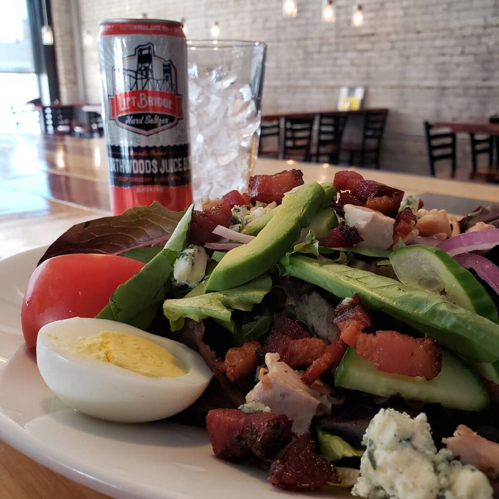 Salad_2048A9BB-5056-A36F-232158E3AABB9E0A-2048a91f5056a36_2048ae6d-5056-a36f-23da0c5aecc33e58