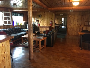 Snowbank Lodge2
