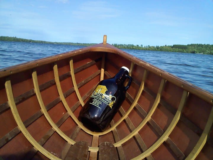 boatbeer_1C09B988-5056-A36F-23F59C6A9769BDA3-1c09b7325056a36_1c09bde8-5056-a36f-23d9d423d712b9de